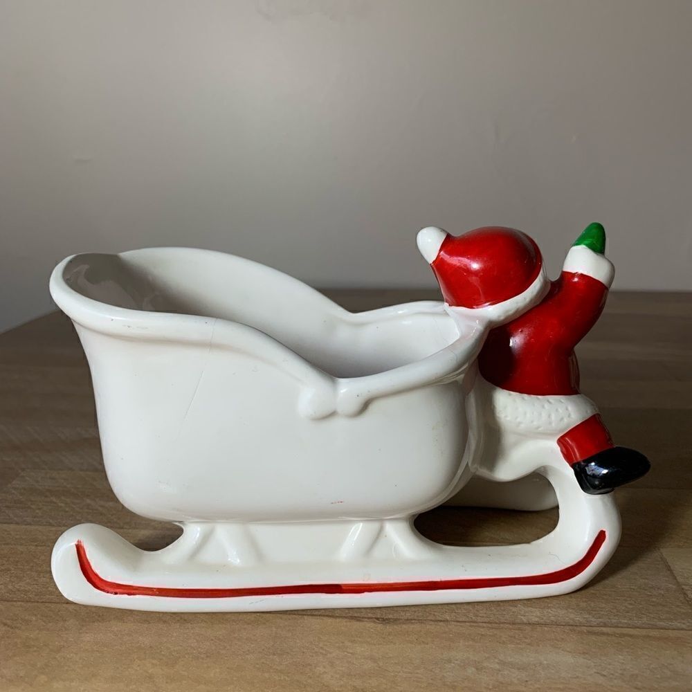 VINTAGE Ceramic Santa Sled - Picture 3 of 8